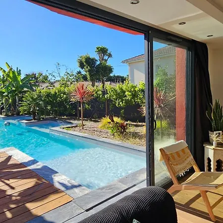 Jardin Luxuriant Et Piscine Chauffee * 페삭